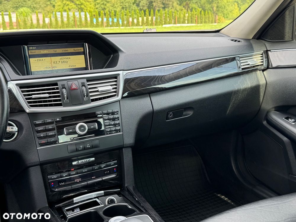 Mercedes-Benz Klasa E 350 CDI 4-Matic BlueEff Avantgarde - 33
