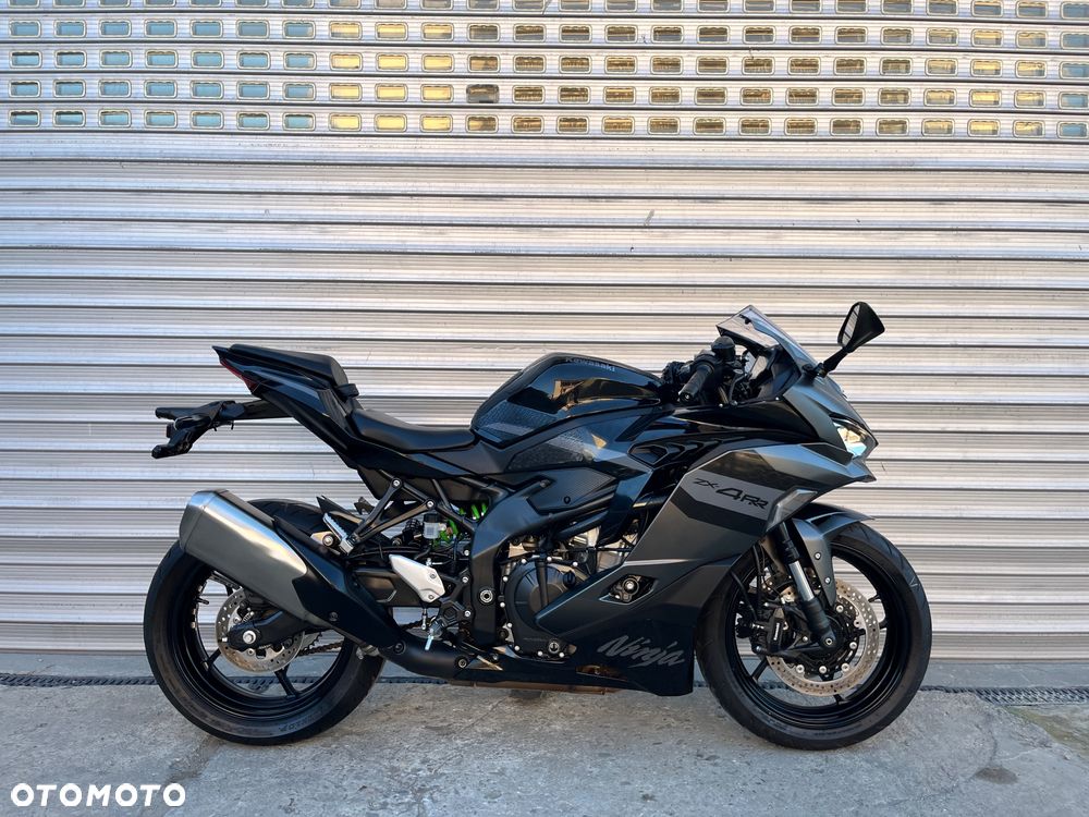Kawasaki Ninja 400 - 22