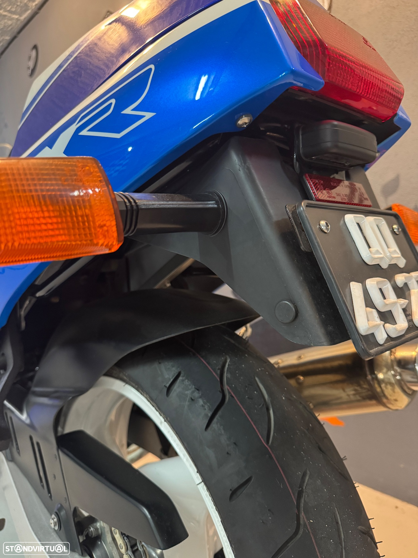 Suzuki GSX-R R - 28