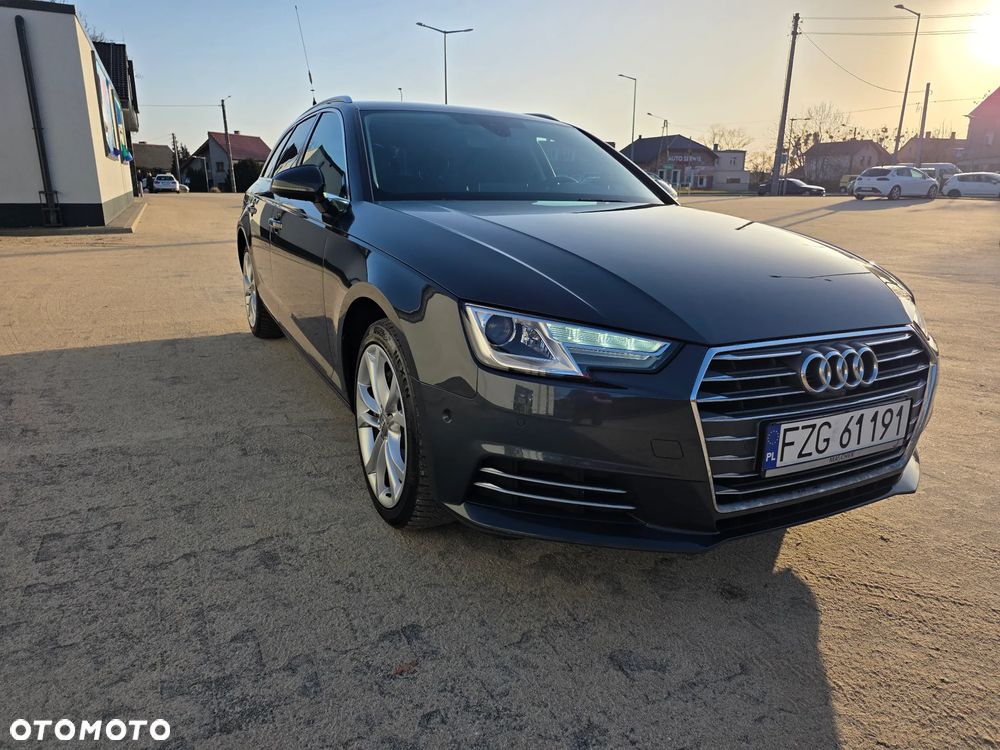 Audi A4 Avant 2.0 TDI S tronic - 1