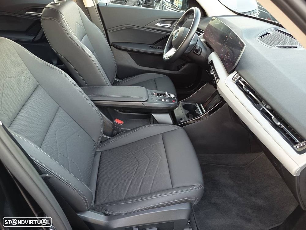 BMW iX1 xDrive30 - 24