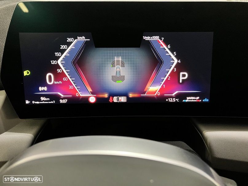 BMW X1 sDrive18i - 33