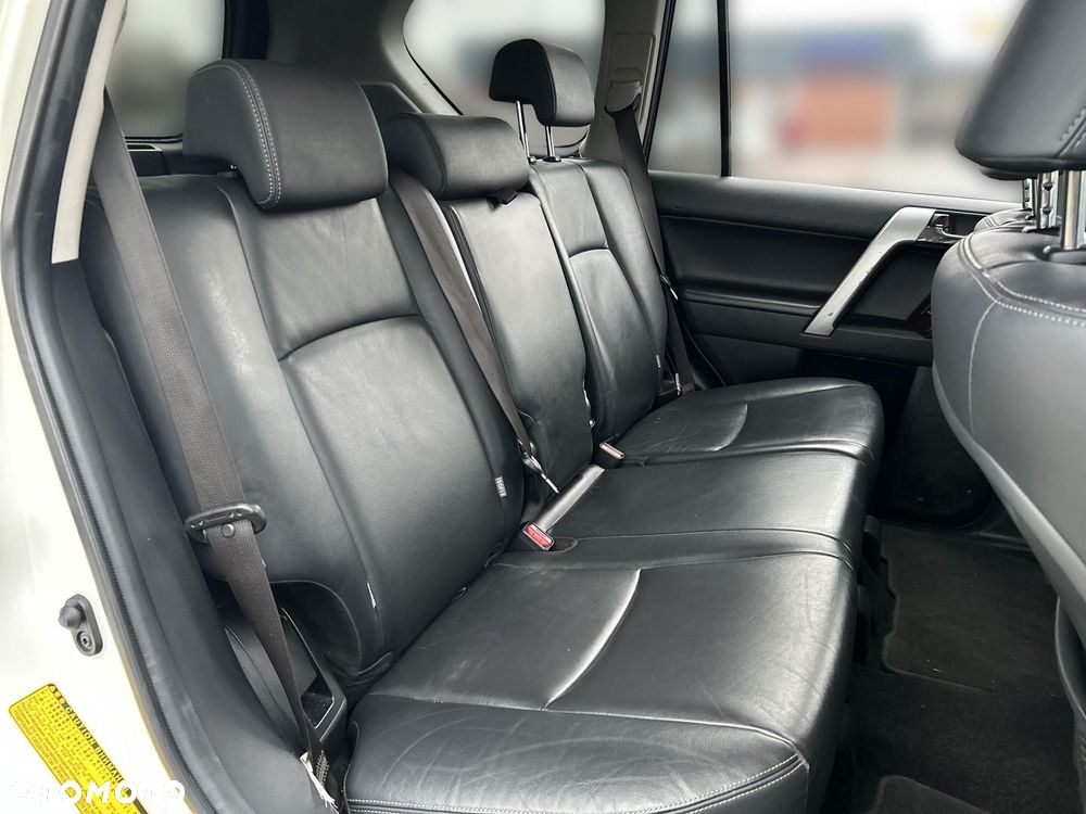 Toyota Land Cruiser LC 2.8 D-4D Invincible - 20