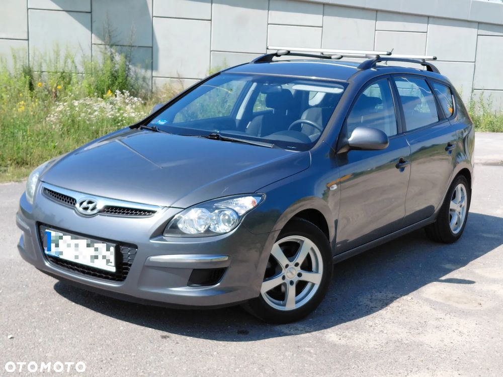 Hyundai i30 1.4 Base + - 1