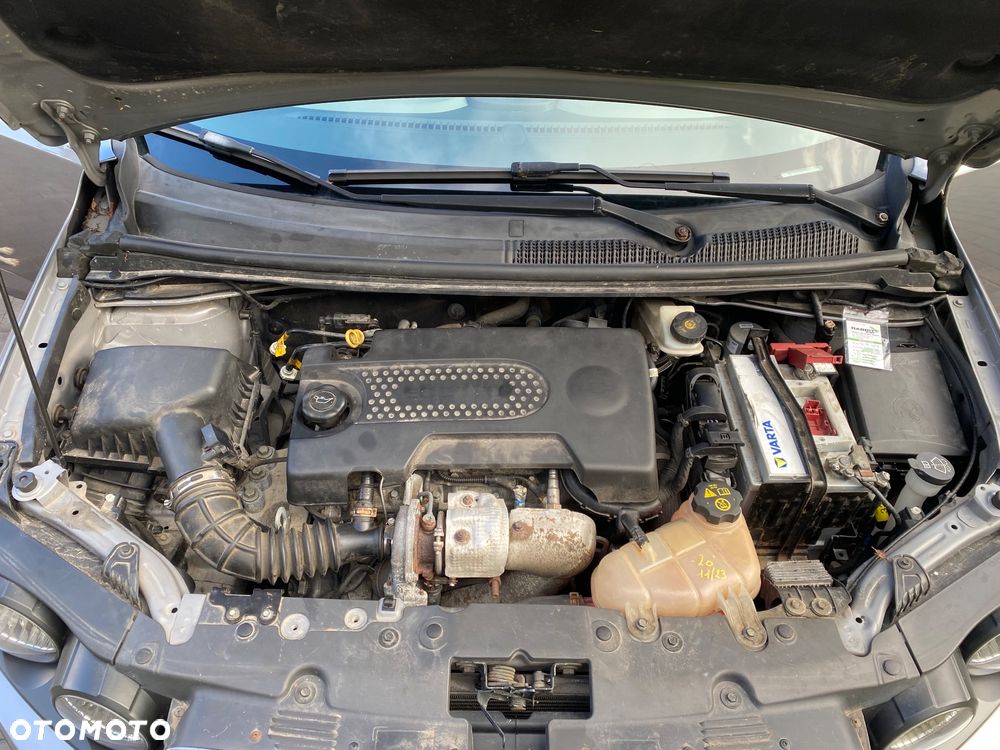 Chevrolet Aveo 1.3 LT - 26