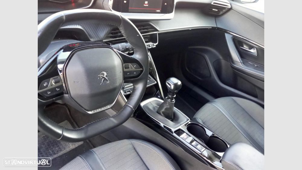 Peugeot 2008 1.2 PureTech Allure - 13
