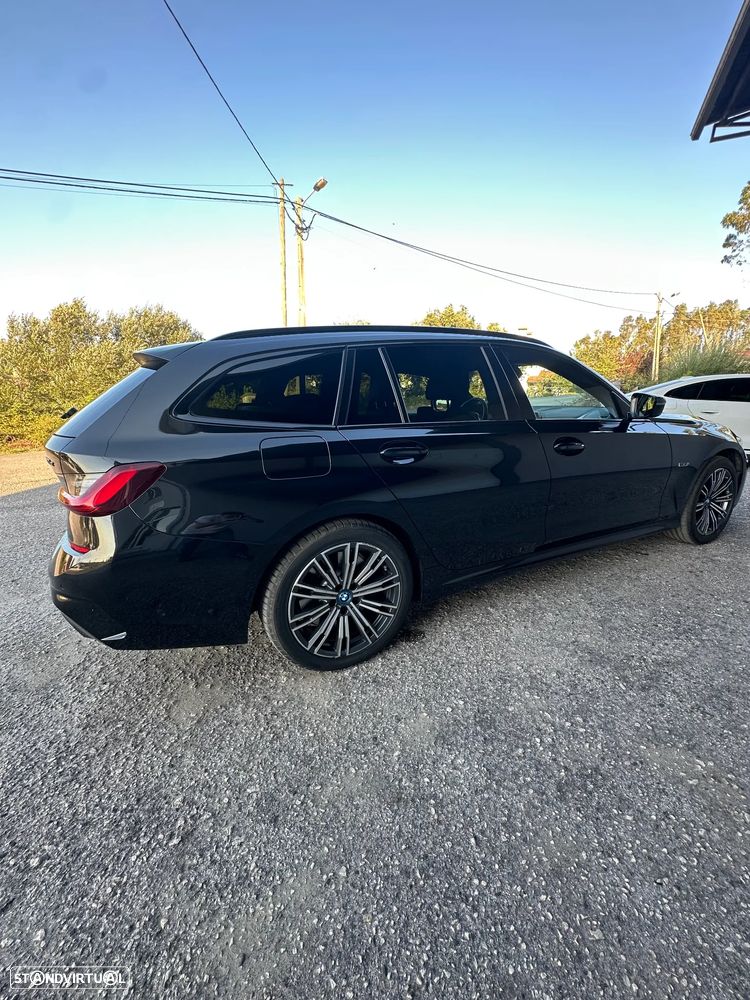 BMW 330 e Pack Desportivo M Auto - 10
