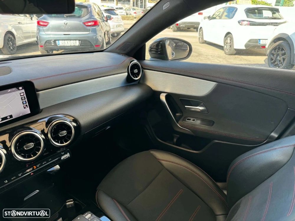 Mercedes-Benz CLA 180 d Shooting Brake AMG Line Aut. - 25