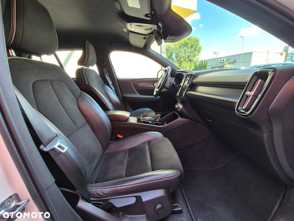 Volvo XC 40 D3 R-Design - 23