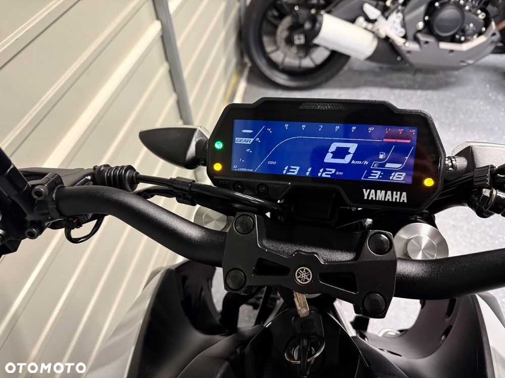 Yamaha MT - 7