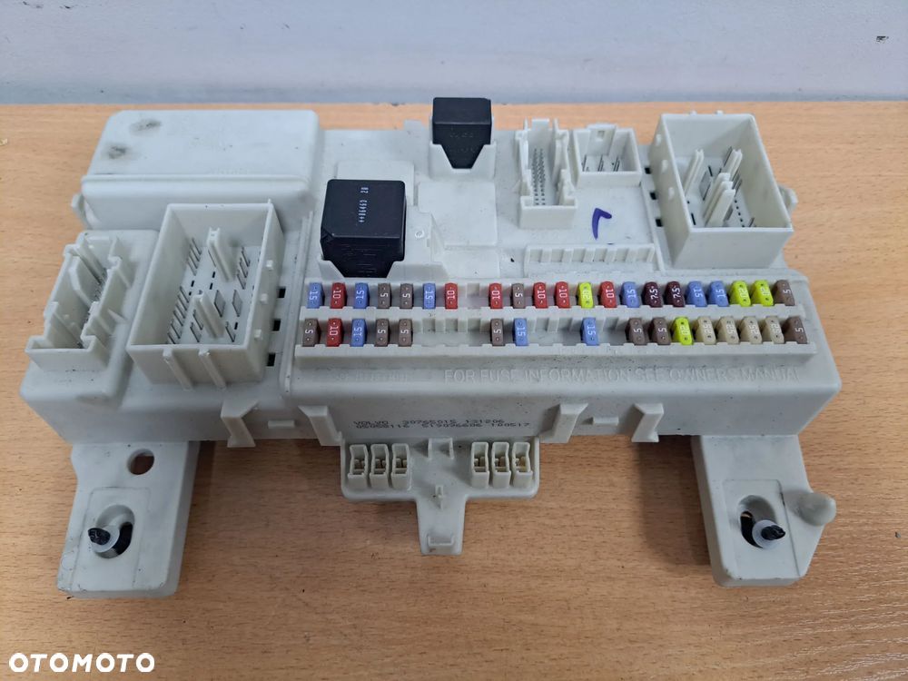 VOLVO SKRZYNKA MODUŁ CEM BSI KOMFORTU 30765015 V50 S40 C30 C70