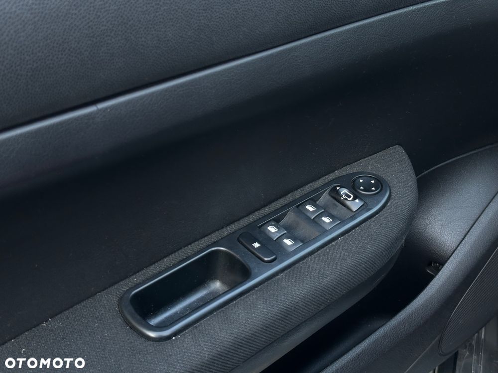 Peugeot 307 CC - 23