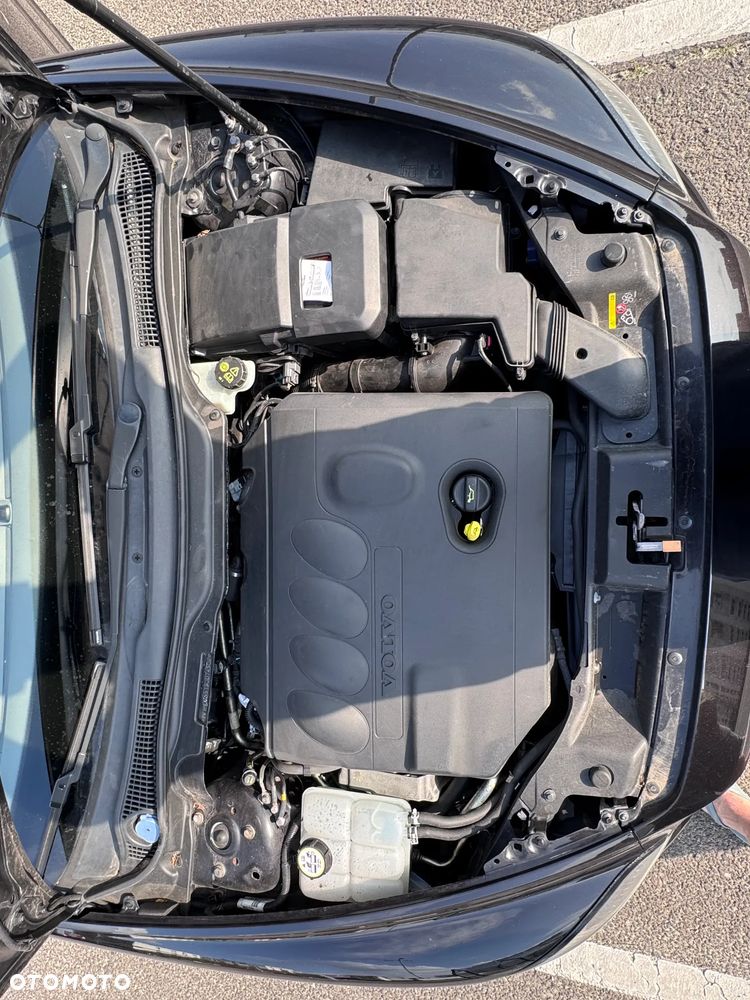 Volvo C70 2.0D Momentum - 12