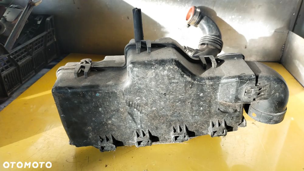 Citroen OE 9656581180 obudowa filtra powietrza - 1