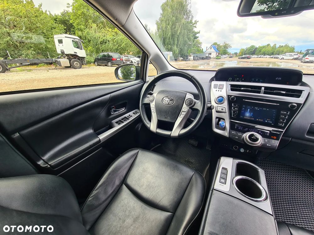 Toyota Prius+ (Hybrid) Executive - 29