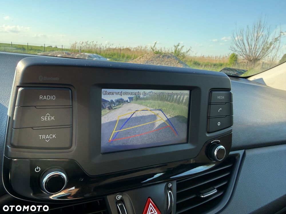 Hyundai i30 1.4 Premiere Comfort - 14