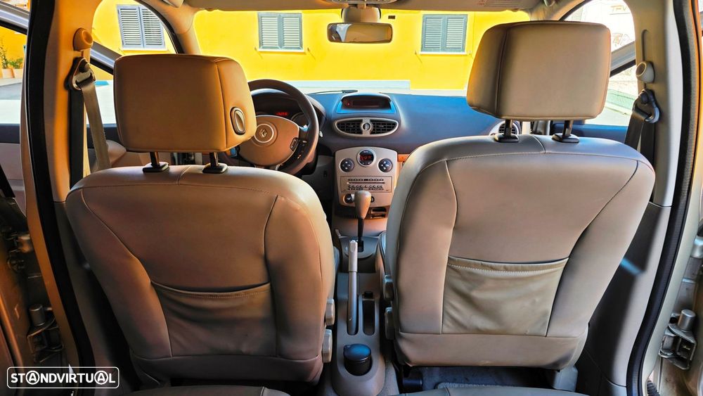 Renault Clio 1.6 16V Initiale Aut. - 23