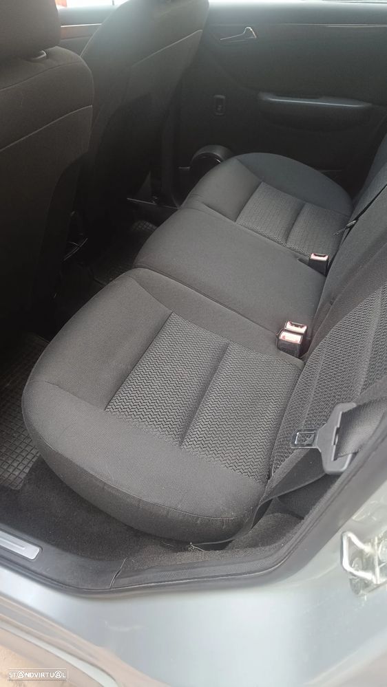 Mercedes-Benz A 180 CDI Elegance Automatic - 5