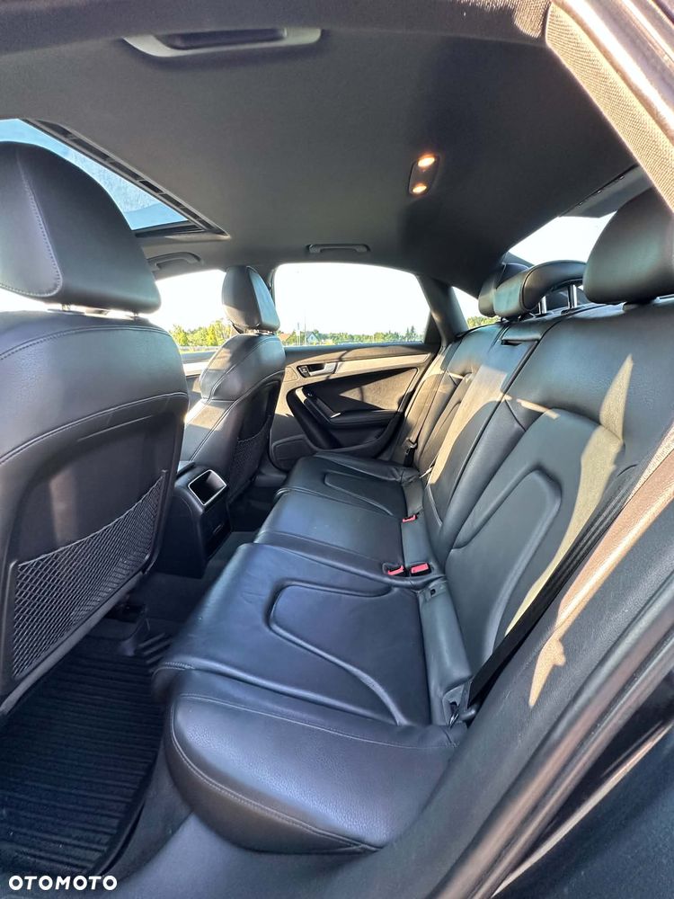 Audi A4 Limousine - 22