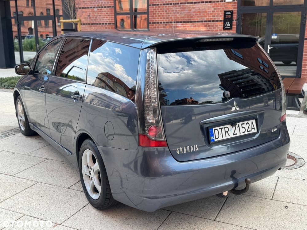 Mitsubishi Grandis 2.0 DID Intense - 3