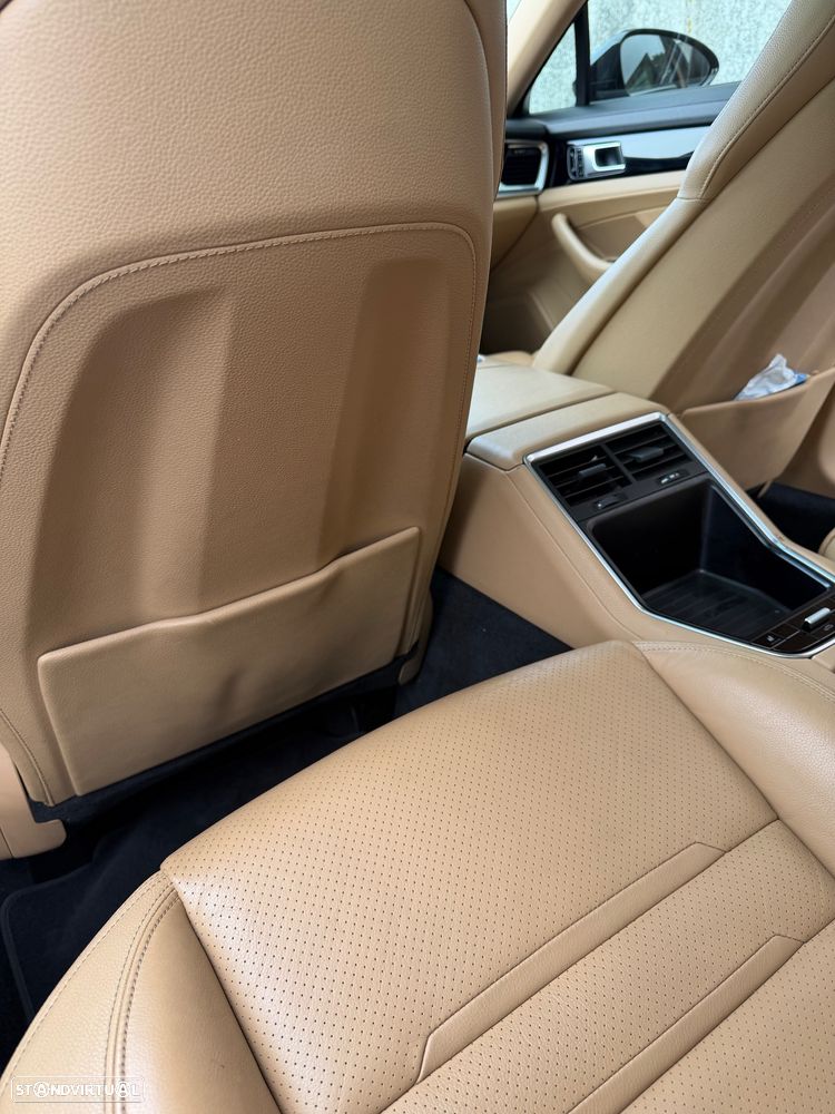 Porsche Panamera - 14