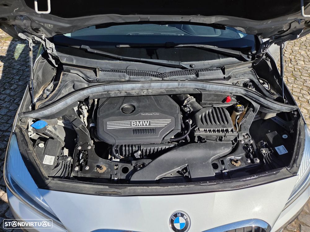 BMW 216 Gran Tourer i 7L Line Luxury - 23