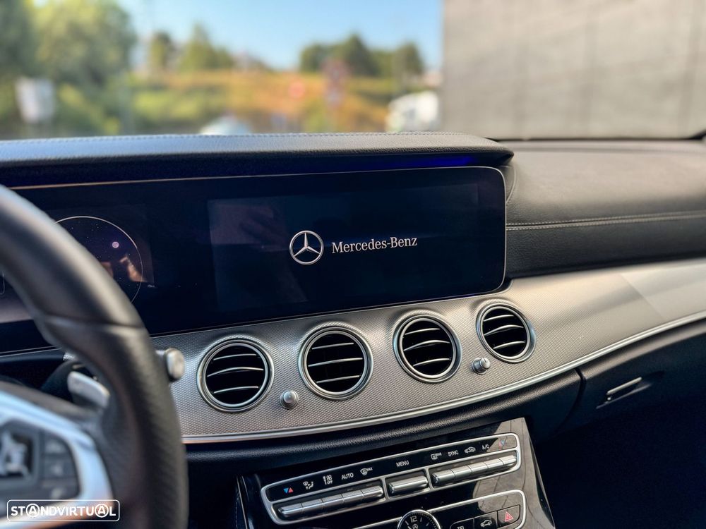 Mercedes-Benz E 220 d AMG Line - 32