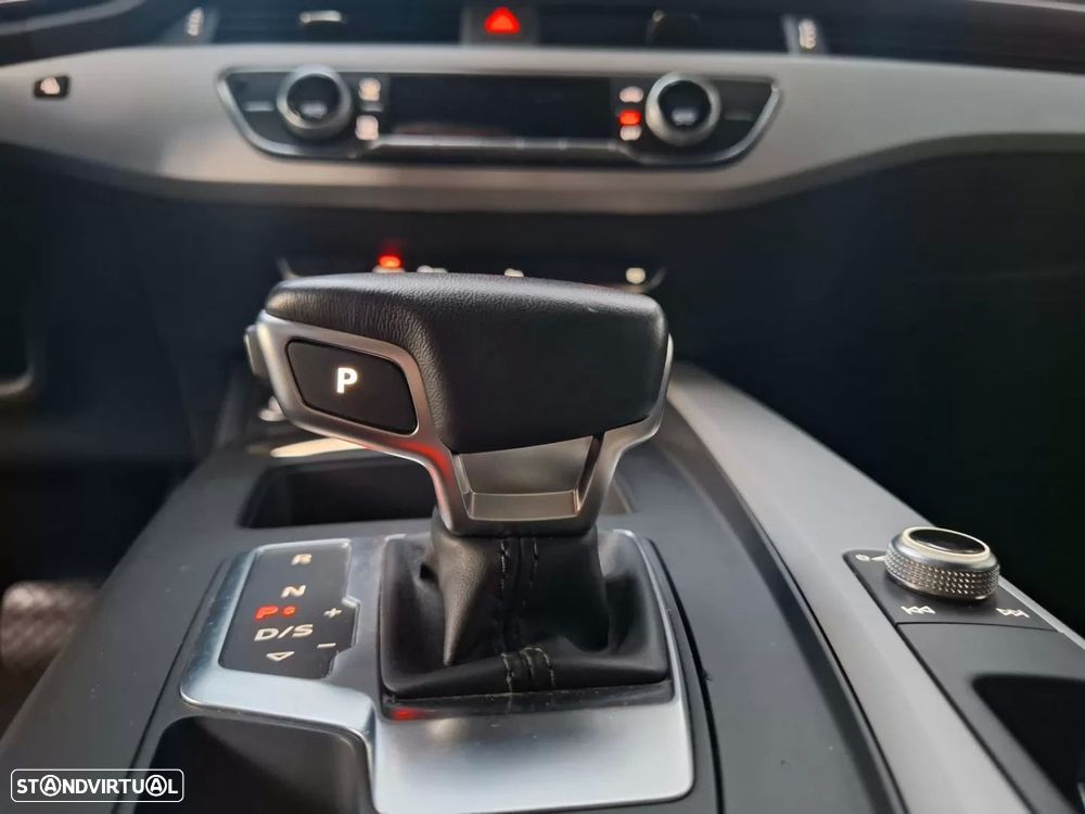 Audi A4 Avant 35 TDI S tronic - 45