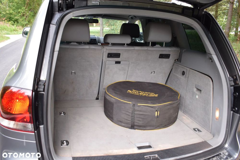 Volkswagen Touareg 3.0 V6 TDI DPF Tiptr - 11