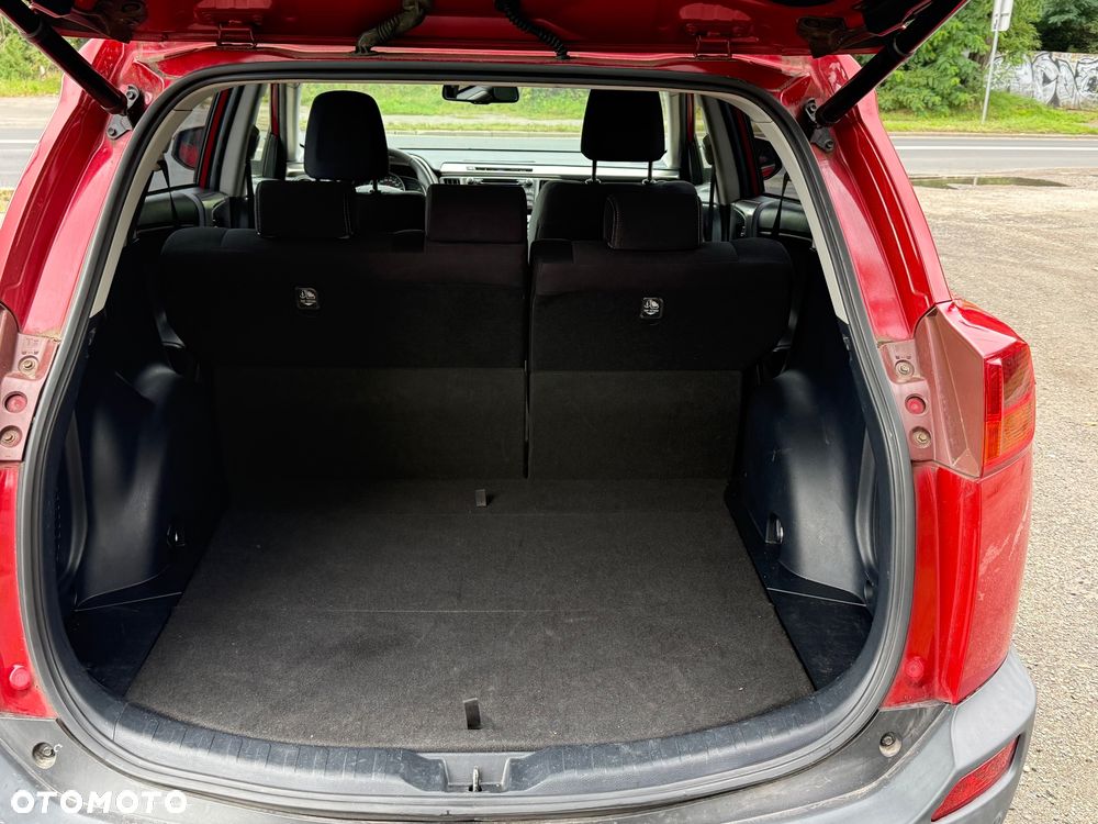 Toyota RAV4 - 6