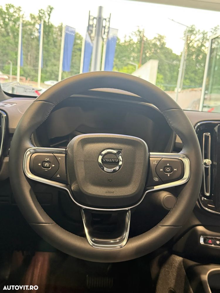 Volvo C40 Recharge Single Motor Extended Range RWD Plus - 12