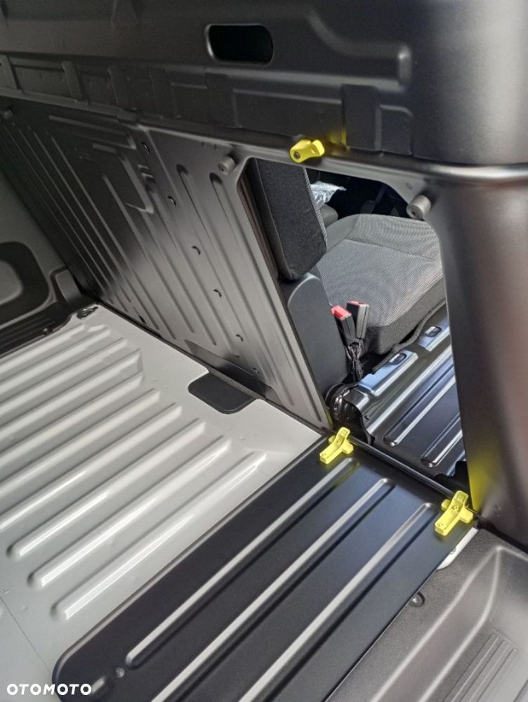 Peugeot Partner - 15