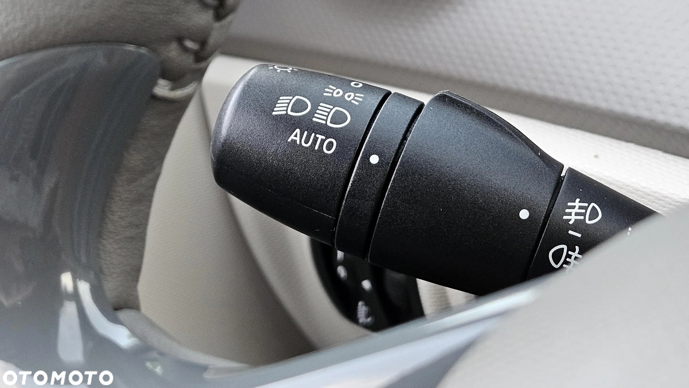 Renault Captur ENERGY TCe 120 EDC LIMITED - 33