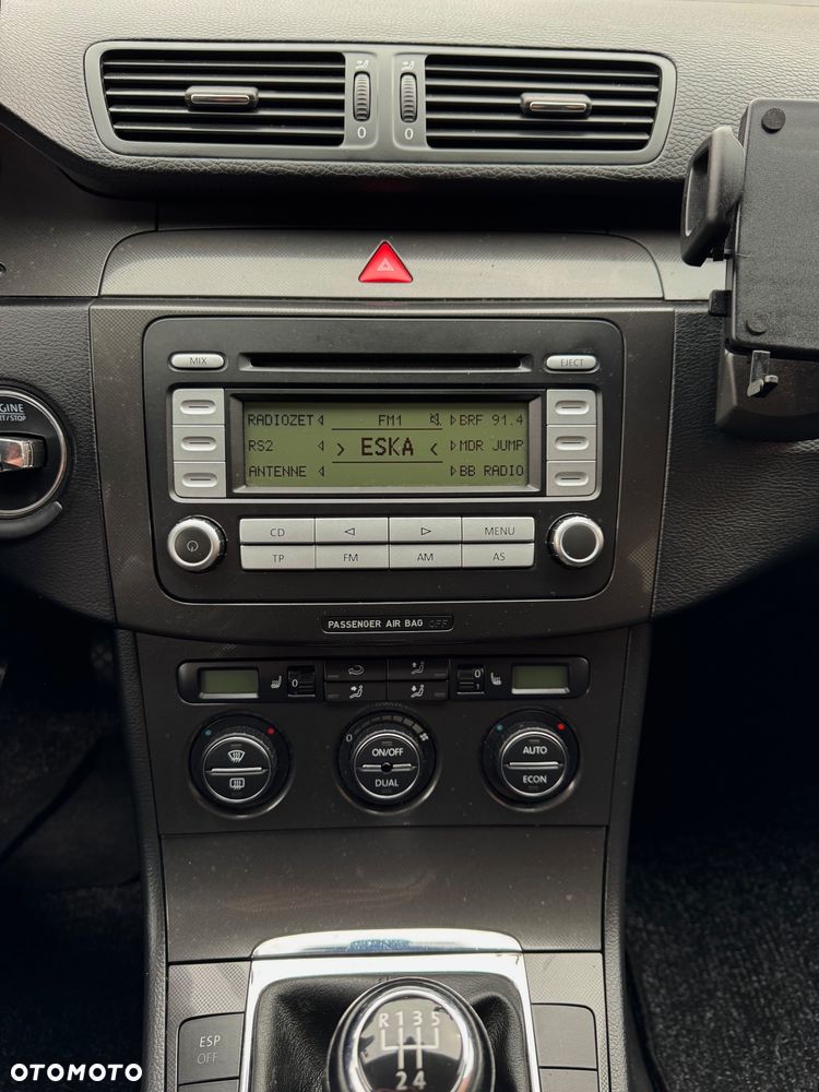 Volkswagen Passat 1.9 TDI Comfortline - 17