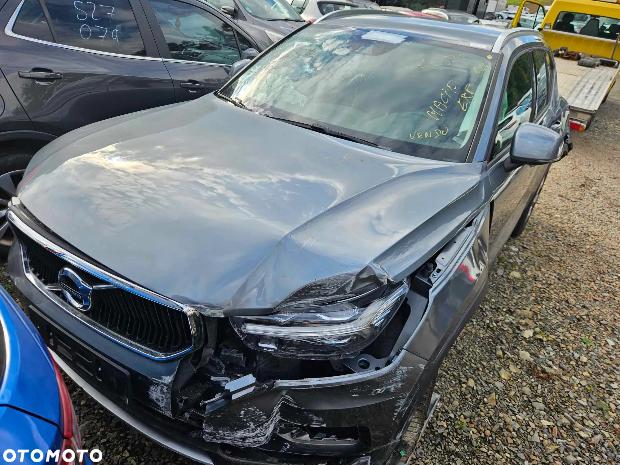 Volvo XC 40 T4 AWD Inscription - 12