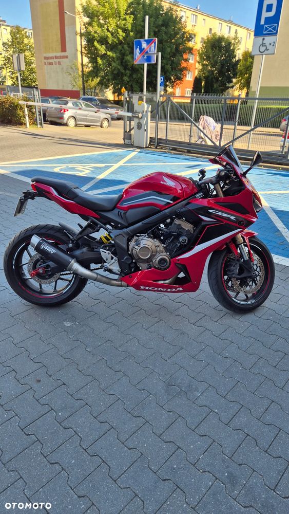 Honda CBR - 13