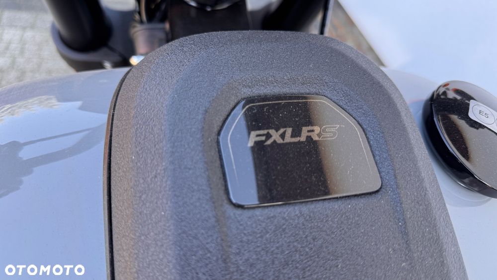 Harley-Davidson Softail Low Rider - 16