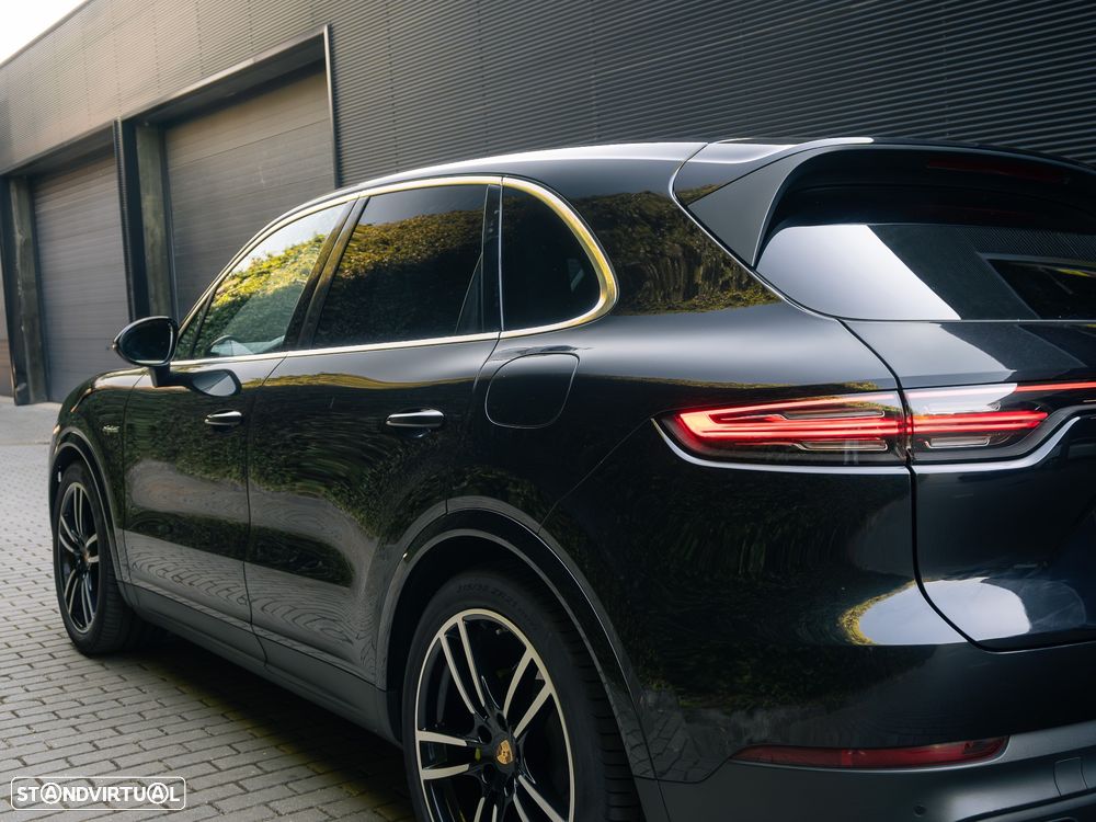 Porsche Cayenne S E-Hybrid - 14
