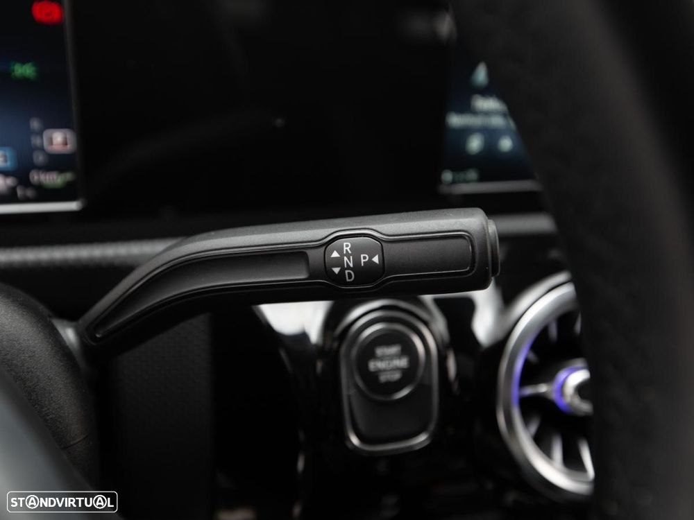 Mercedes-Benz A 250 e 8G-DCT Edition 2020 - 21