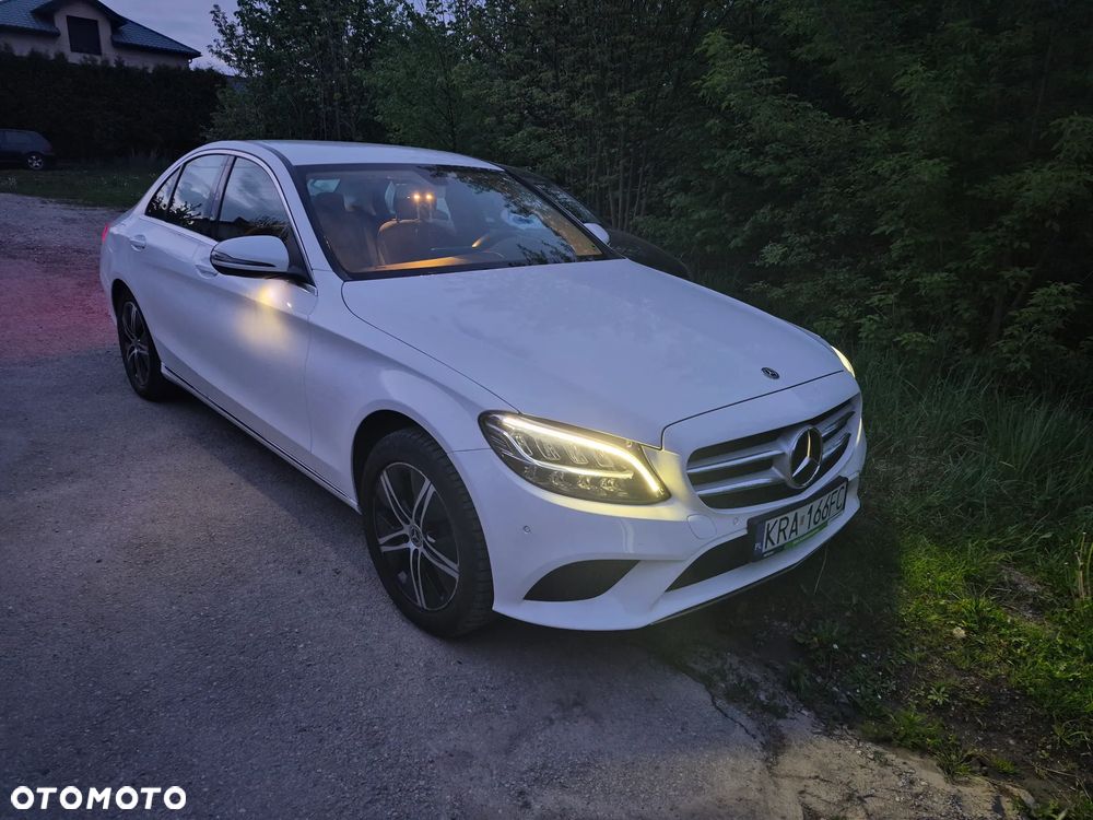 Mercedes-Benz Klasa C 160 Business Edition 9G-TRONIC - 2
