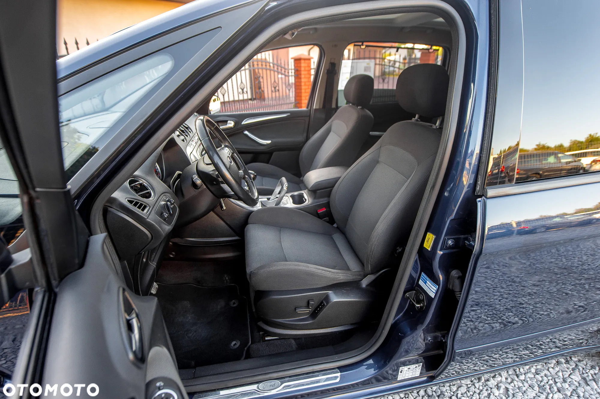 Ford S-Max 2.5 Titanium - 17