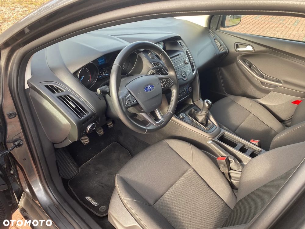 Ford Focus 1.0 EcoBoost Trend ASS - 10