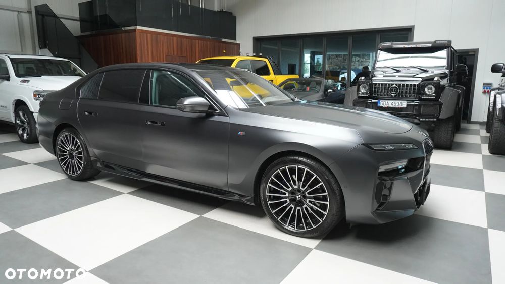 BMW Seria 7 740d xDrive mHEV M Sport sport - 2