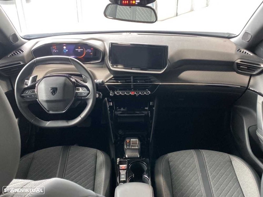 Peugeot 2008 - 10