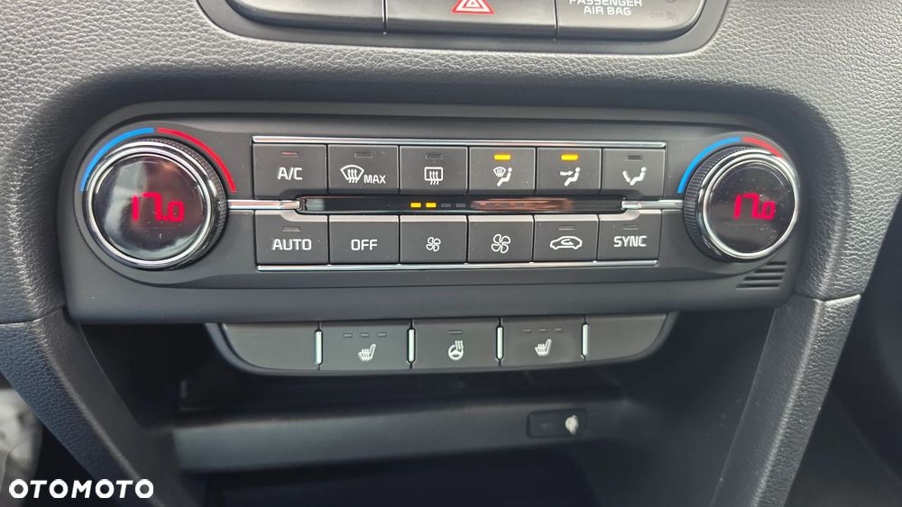 Kia ProCeed 1.6 CRDi GT Line DCT - 26