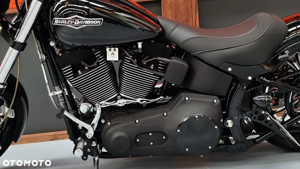 Harley-Davidson Night Train - 23