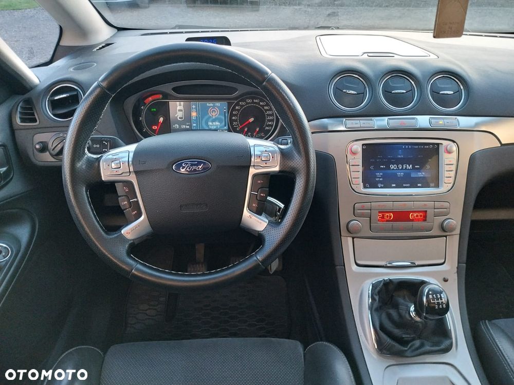 Ford S-Max 2.0 TDCi Titanium - 25