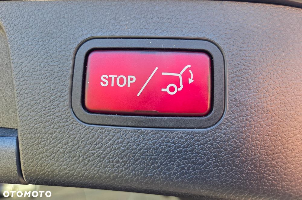 Mercedes-Benz GLA 220 d 4Matic 7G-DCT Style - 18