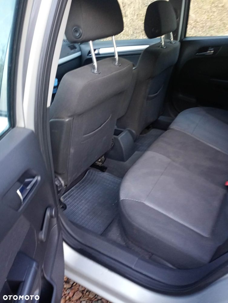 Opel Astra - 10