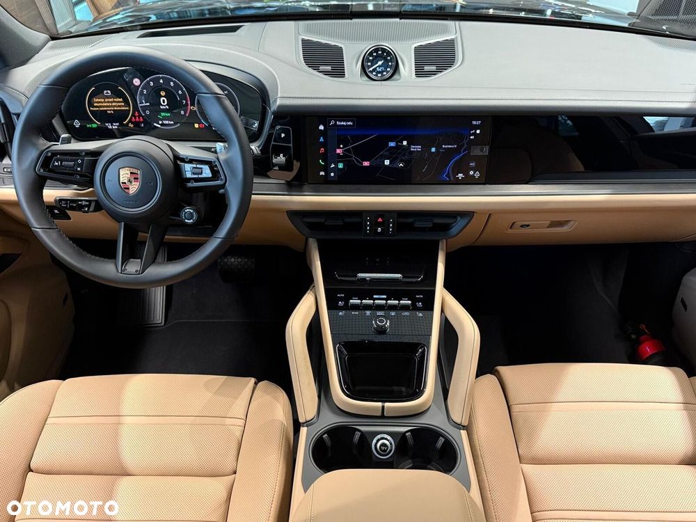 Porsche Cayenne - 22